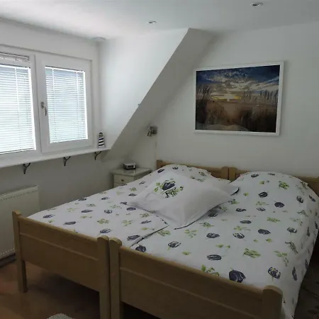 Bed & Breakfast 'four Seasons' 3*